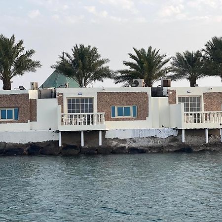 Al Ahmadi Plaza Resort Iambo Exterior foto