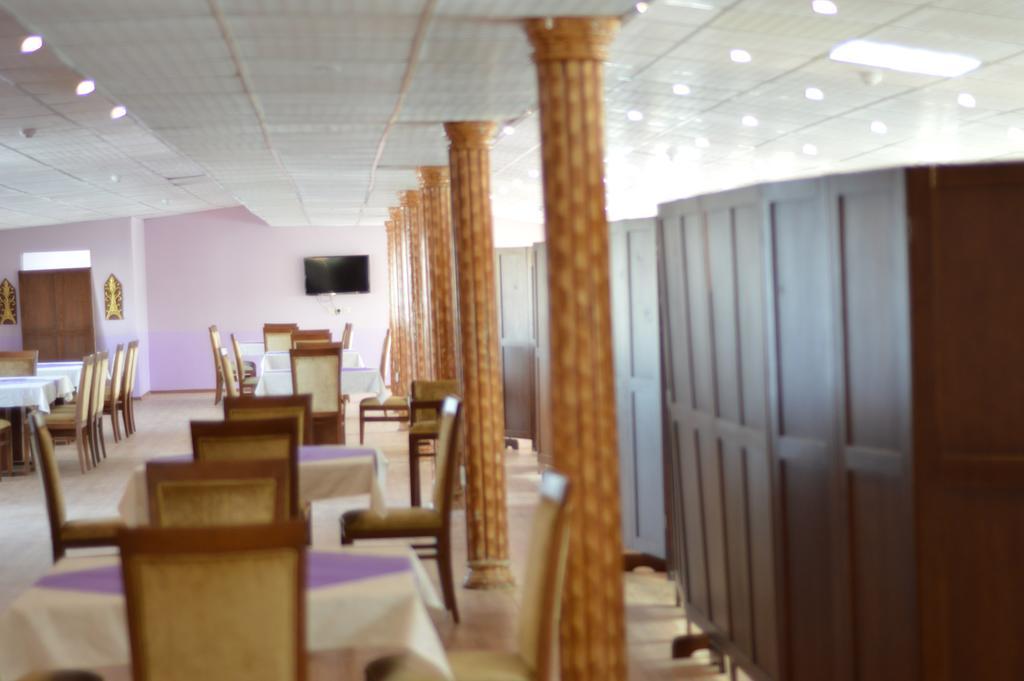 Al Ahmadi Plaza Resort Iambo Exterior foto