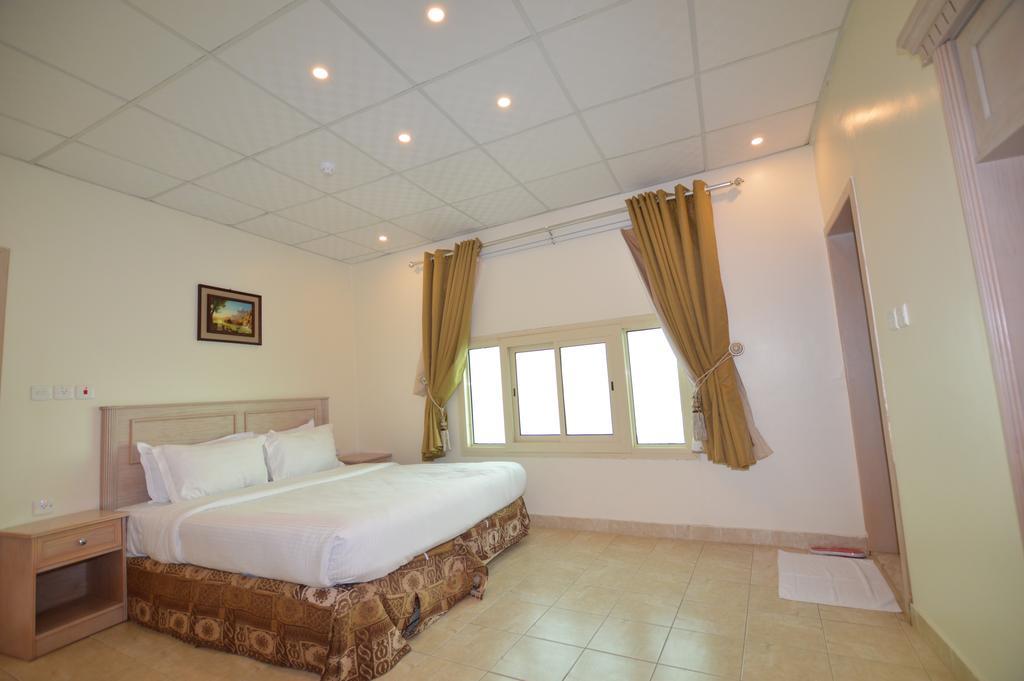 Al Ahmadi Plaza Resort Iambo Exterior foto